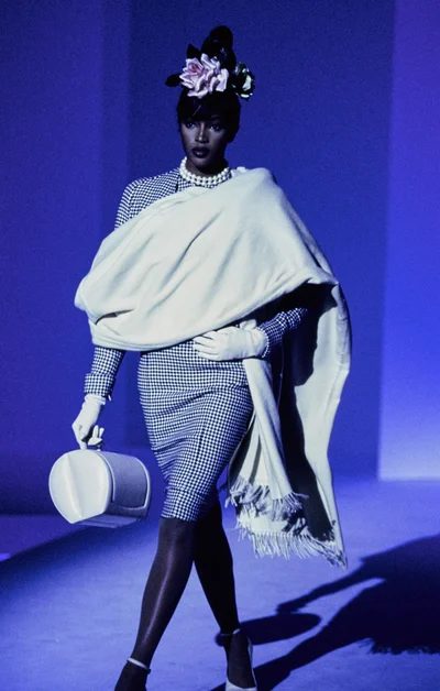 Look 25